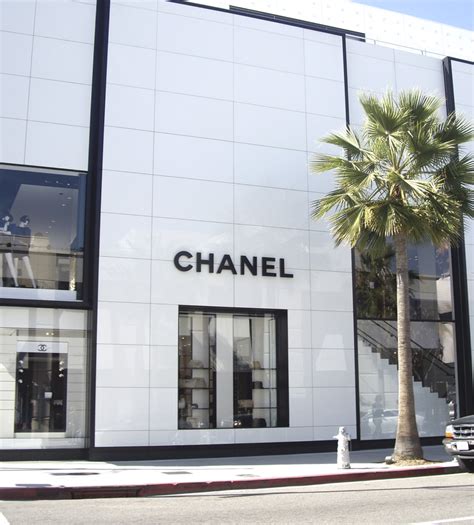 chanel gionet vendeur|Chanel store locations.